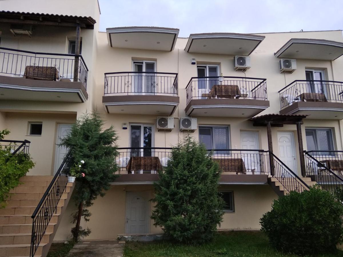 Villa Leopard Stavros  Exteriör bild