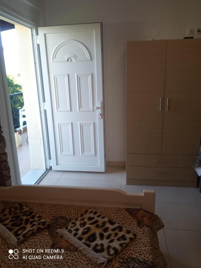 Villa Leopard Stavros  Exteriör bild