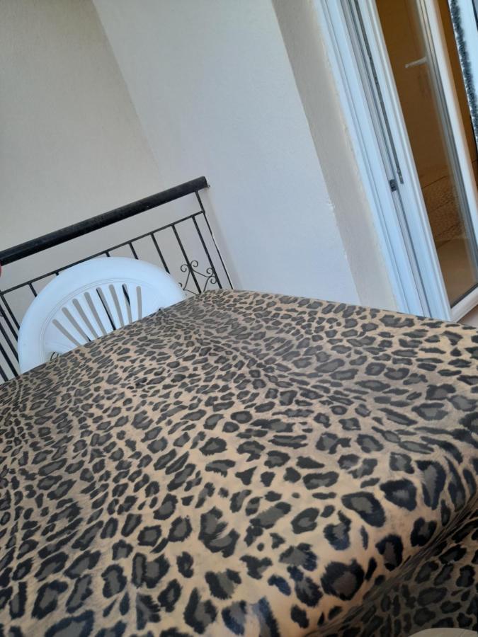 Villa Leopard Stavros  Exteriör bild